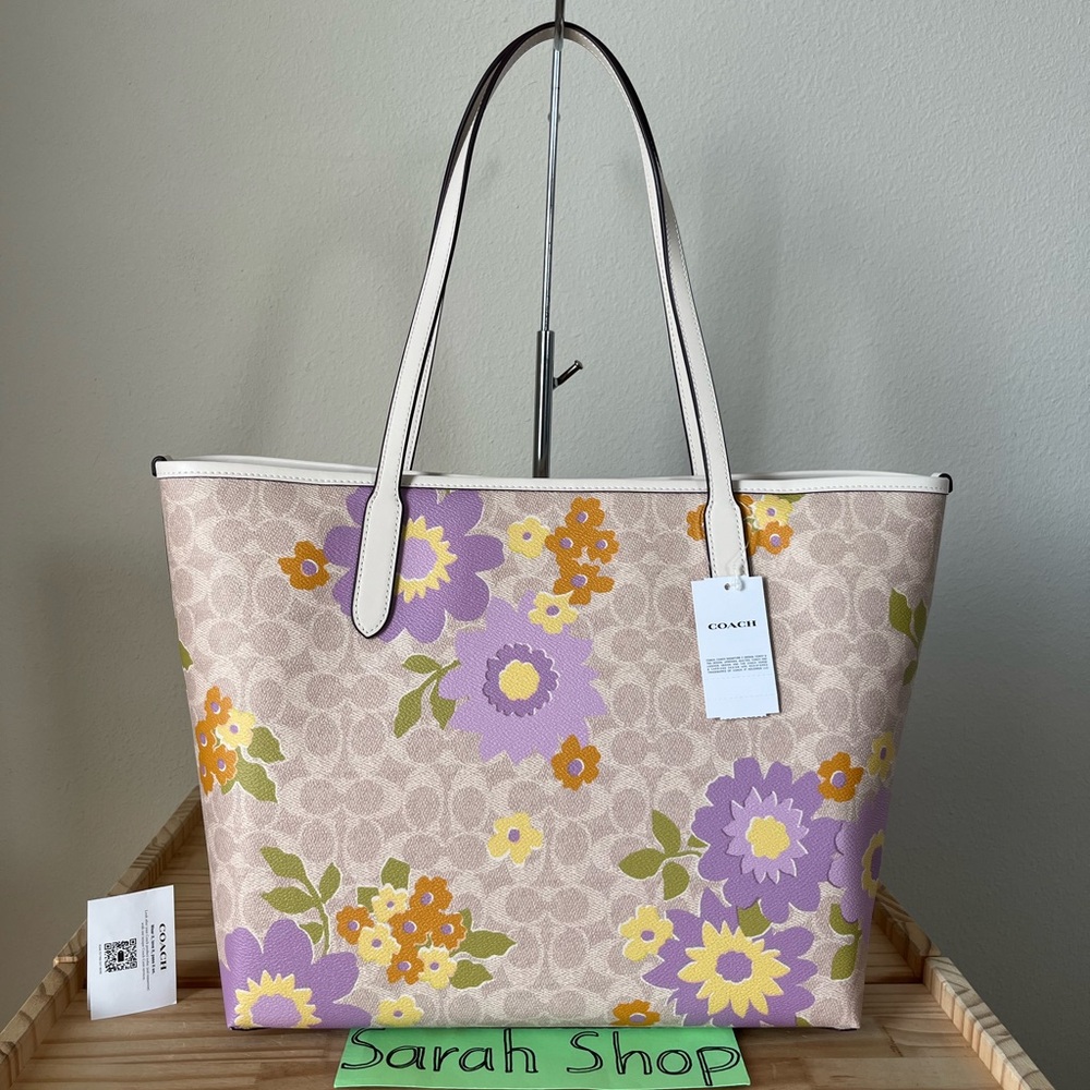 ✅Coach City Tote In Signature Floral - Picture 2 of 13